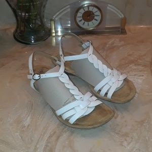 Naturalizer N5 Comfort White Leather Sandal
